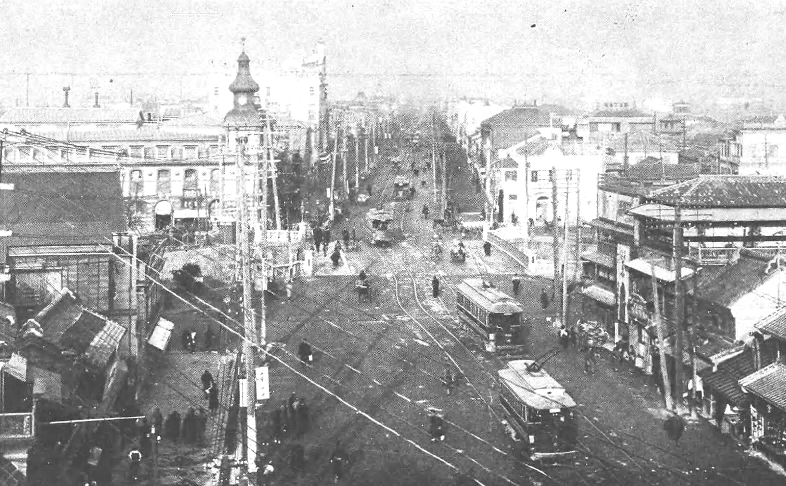 『東京府名勝図絵』より、1912(明治45)年の新橋市街の様子。(写真:国立国会図書館)