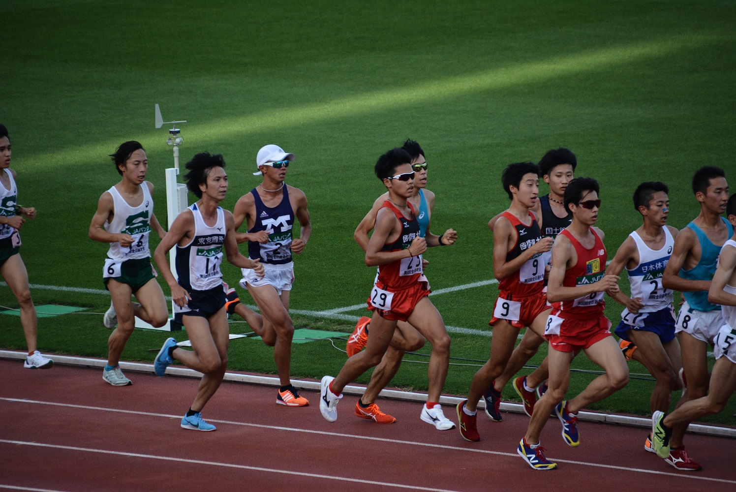 1組目 長谷君(ゼッケン9番)・臼井君(ゼッケン29番)
