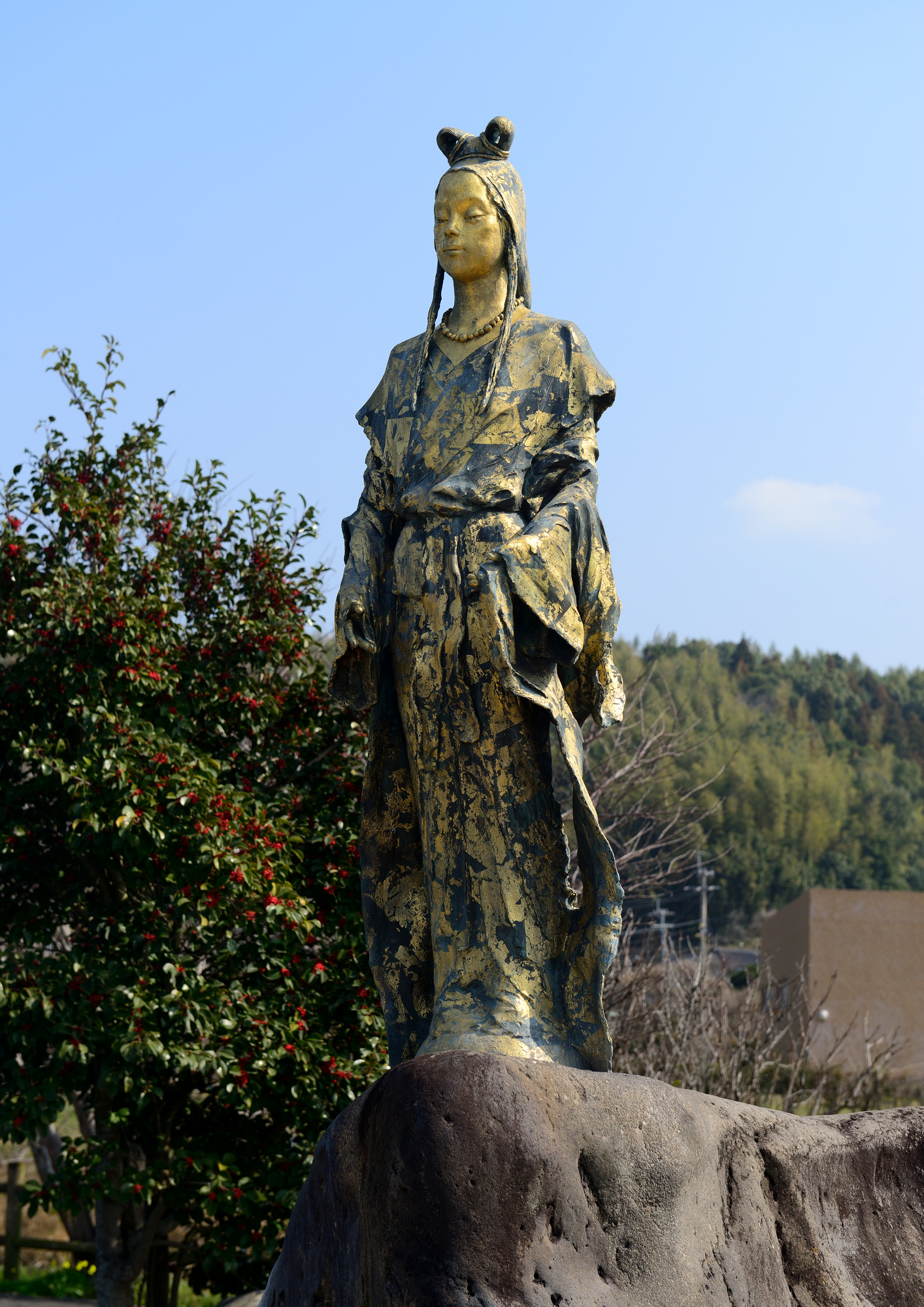 鹿児島県南さつま市のコノハナノサクヤビメ像