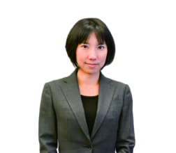 石井 里枝